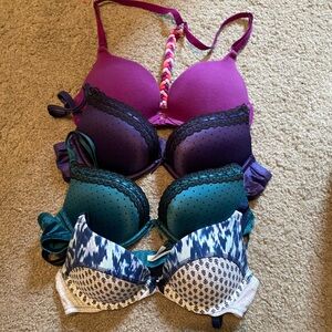 Lot of 4 - Aerie Victoria’s Secret Push Up Bras 32B